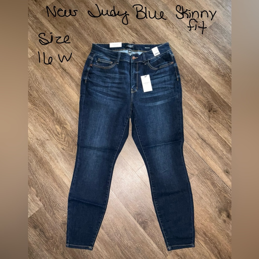 New Judy Blue size 16w skinny fit